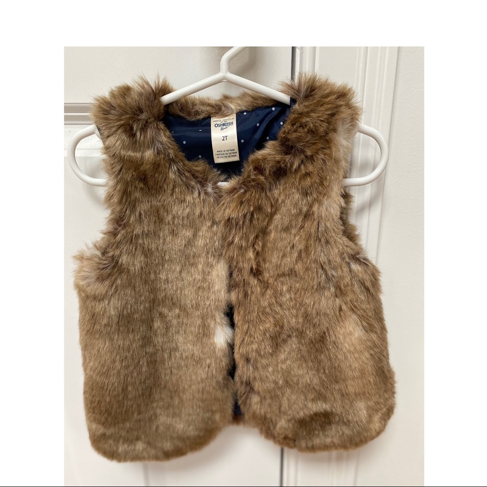 Oshkosh- Toddler Faux Fur Vest
